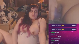 Viewers Team Up to Get Gamer Girl all Creamy LIVE on Plexstorm Stream
