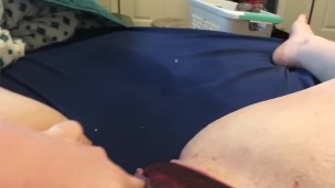 Spraying my bed with Piss 
