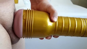 Domácí zkoušení umělé vagíny Fleshlight STU