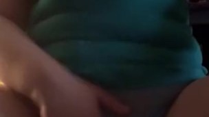 PAWG masturbates 