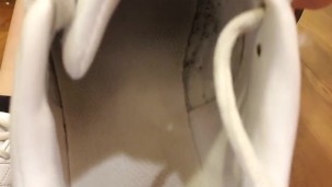 Stinky feet from gym