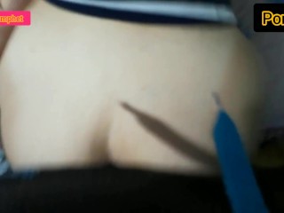 Gravei a namorada safada do meu amigo pagando boquete e dando de quatro