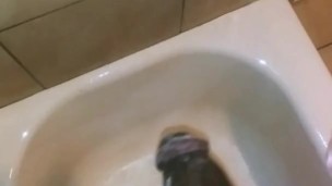DL dark skin jacking off 