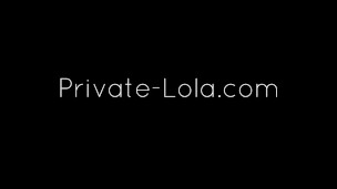 Lola Myluv - Pees in the shower