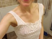 Pissing On A Mini Snowman 1/16