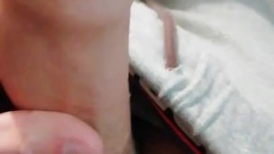 Da moscio a duro...con precum