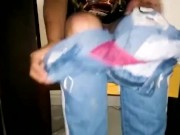 Minha enteado se masturbando na mesa de jantar 3/16