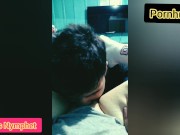 Curious gostosa ensinando gay a chupar buceta  10/16