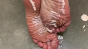 Sloppy lotion feet