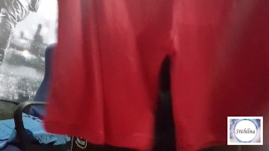New pants (අලුත් කලිසමට මගේ පයිය පෙන හැටි)