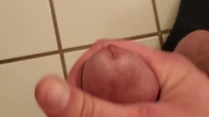 Round 2 solo, hard cumshot