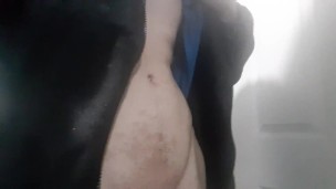 Strokin, male masturbation