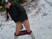 Nerdy Faery Makes A Piss Mess In The SNow 3/16