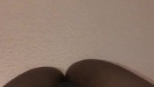 Shaking this fat ass pussy