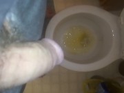 Guy Peeing  - Screenshot 13 of 16 - Pee