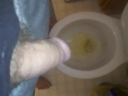Guy Peeing  - Screenshot 16 of 16 - HD
