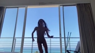 YOUR FACE IS MY TARGET (#PUSSYJUMPCHALLENGE) - MIA BANDINI