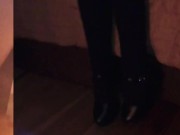 Shari and Char Cimino shaking ass