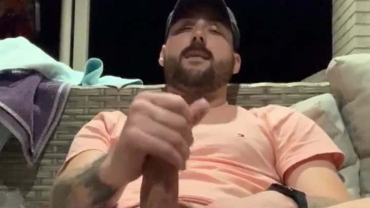 Found my friends wank video  - RedTube