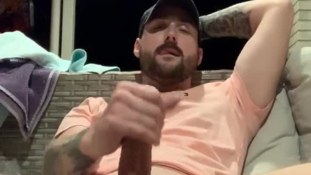 Found my friends wank video  - RedTube