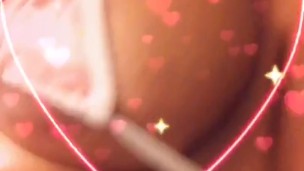 PRINCESS LIA BOUNCES TITTIES