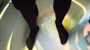 Milf piss in black stocking