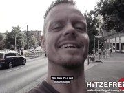 PUBLIC FICK-DATE mitten in BERLIN CITY mit CLAUDIA SWEA HITZEFREI.dating 1/16