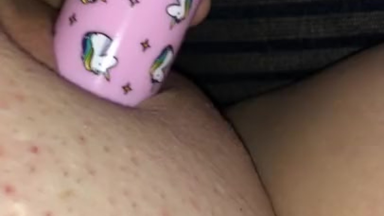 18-year-old Virgin First Time Vibrator - Free Sex Video - RedTube