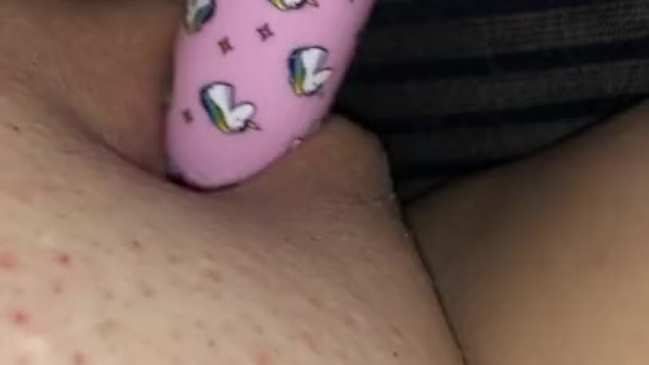 18-year-old Virgin First Time Vibrator - Free Sex Video - RedTube