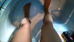 Milf take off wet panty and piss in shower