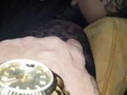 Masturbano la figa alla milf e lei squirta nei collant 4/16