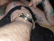 Masturbano la figa alla milf e lei squirta nei collant 7/16