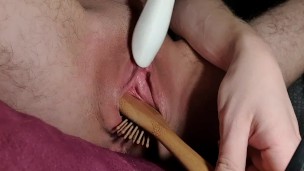 teen ftm Jamie ♡ fucking myself with a brush (the hard part)