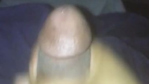 Quick jackoff bbc morning thick cumshot