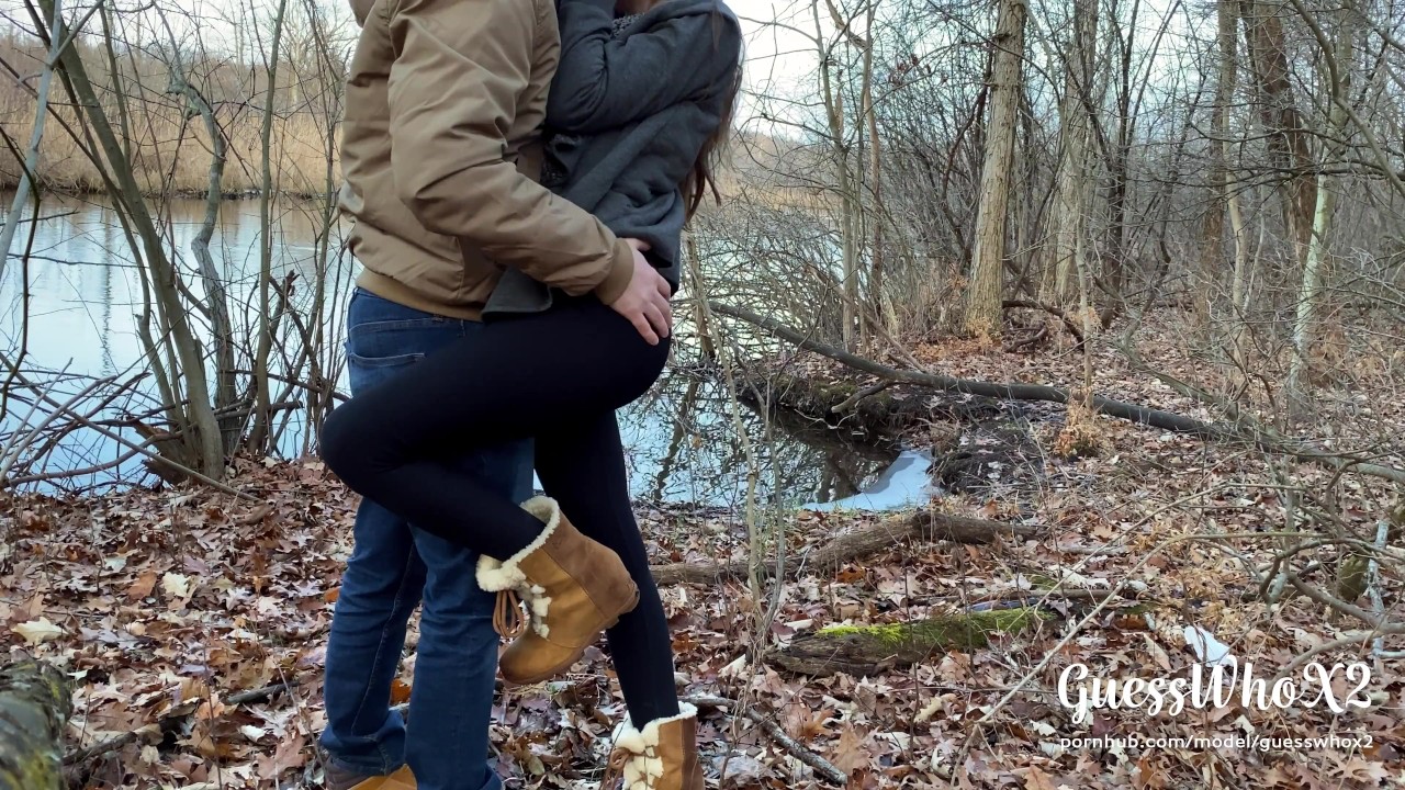 Small tits teen creampie at park, risky public outdoor sex almost caught—4K - 無料セックスビデオ - RedTube