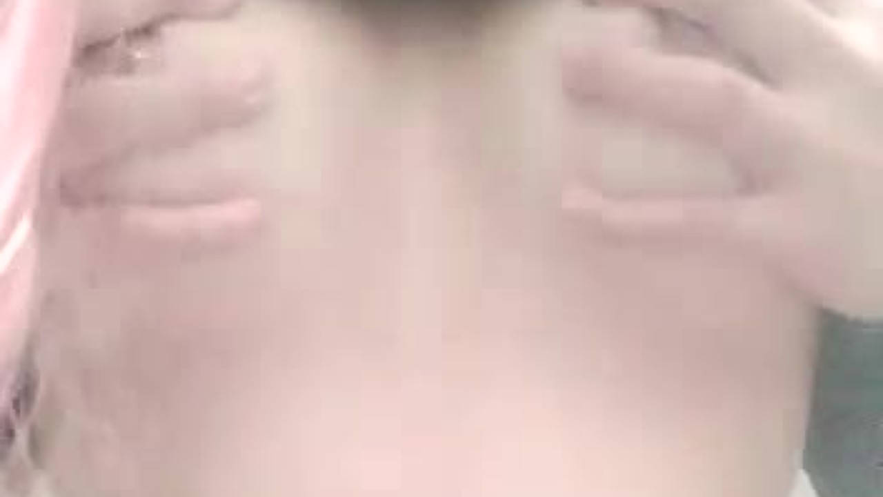Dançando funk pelada no ano novo - Vídeo de sexo gratis - RedTube
