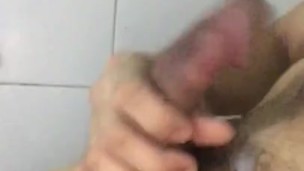 Pinoy jakol sa CR