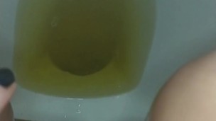 Pussy Drooling Creampie Pisses it Out