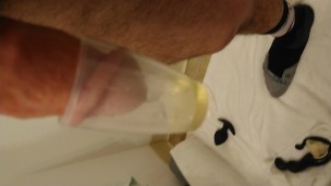 Piss play HD
