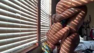 Mylittlebitch buceta peidando depois de garganta profunda e dicked para baixo