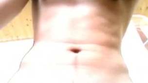 deutscher Amateur Teen Junge wichst seinen Schwanz