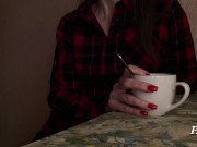 анальному сексу на кухне 1/16