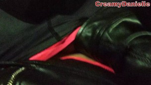 Public Pussy Masturbation After Workout