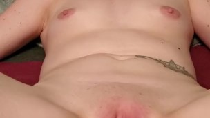 Quebrando birdie com seu primeiro fisting