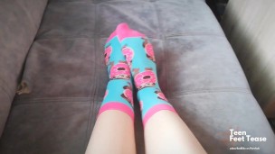FUNNY SOCKS TEASING & HUMILIATION TASK: TAKE OFF MY SMELLY SOCK BY UR MOUTH