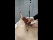Мужчина кончил на приёме у косметолога дважды. 12/16