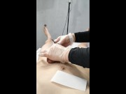 Мужчина кончил на приёме у косметолога дважды. 4/16