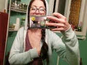 Nasty Milf Pisses In Bathroom Sink Before Bed 16/16