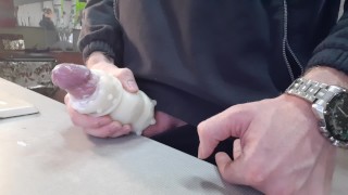 Ебет искусственную вагину - порно видео на венки-на-заказ.рф