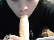 Practice sucking - Screenshot 4 of 16 - Dildo